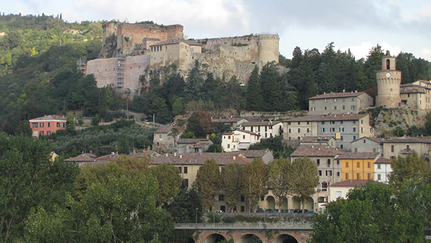 castrocaro-con-limponente-fortezza