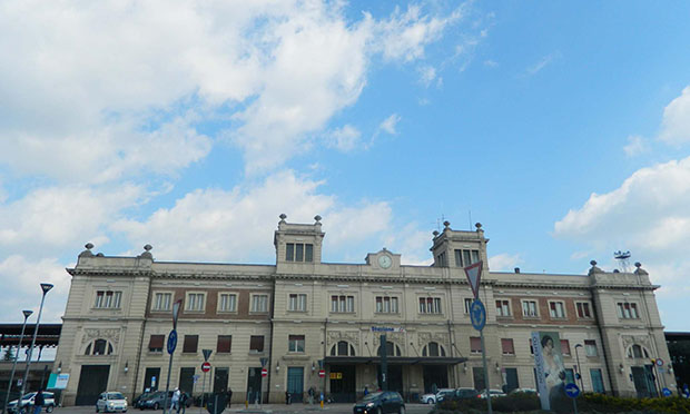 stazione di Forlì